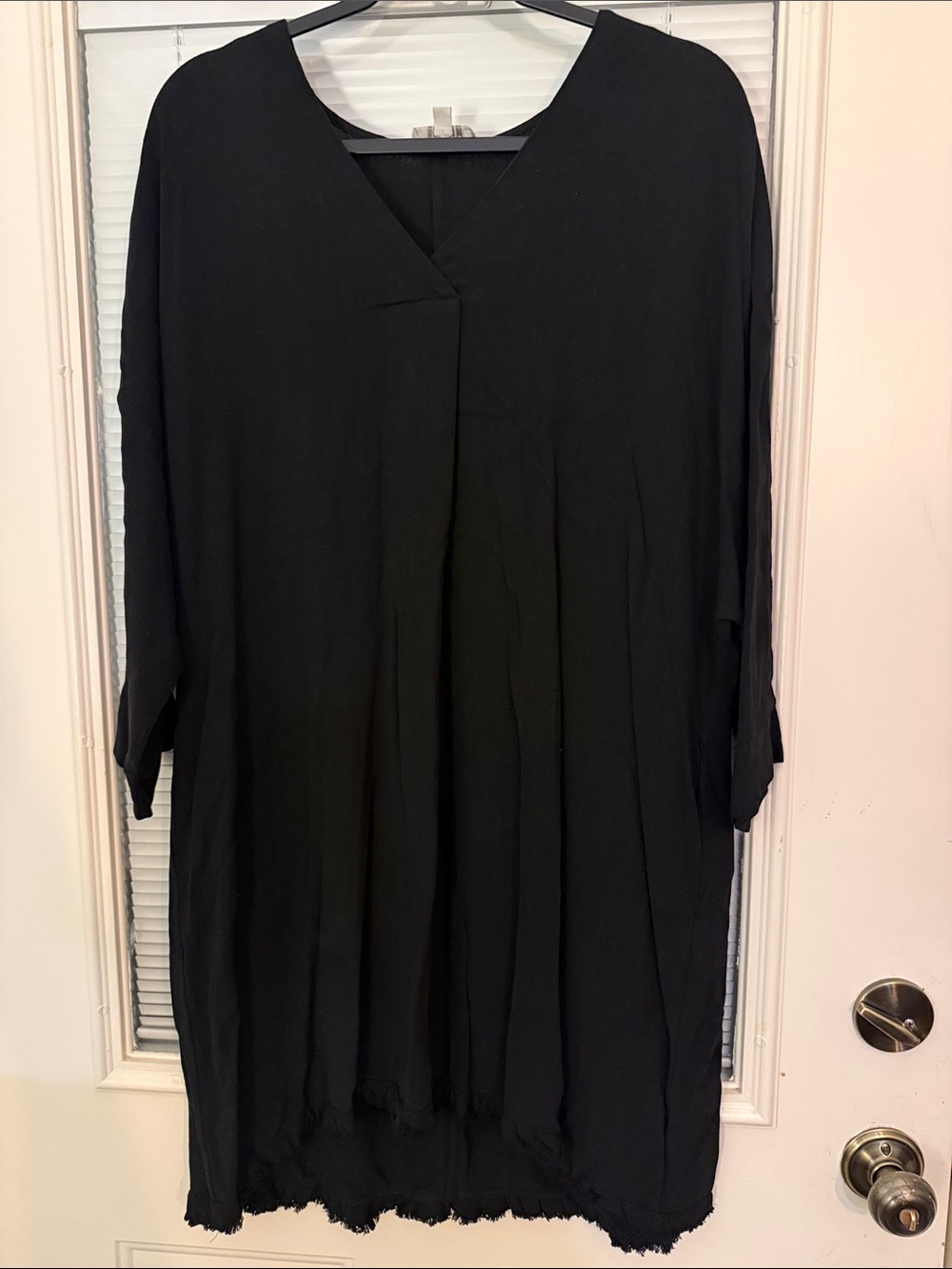 Umgee Black Oversized V-Neck Long-Sleeve Tunic